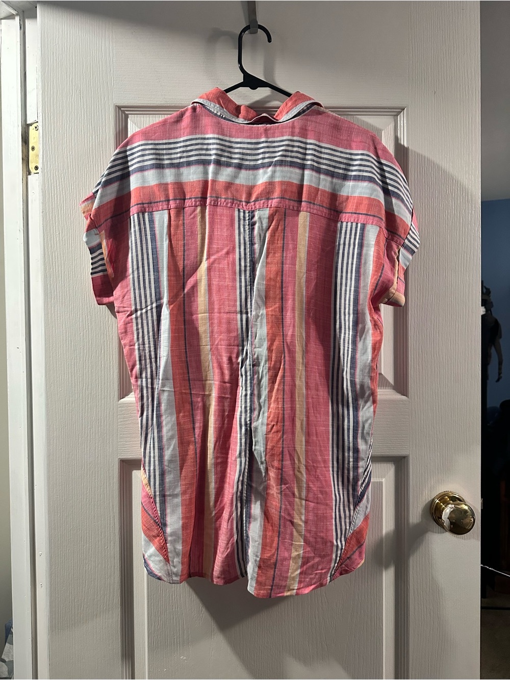 Women's Pink Striped Short-Sleeve Button-Down Shirt